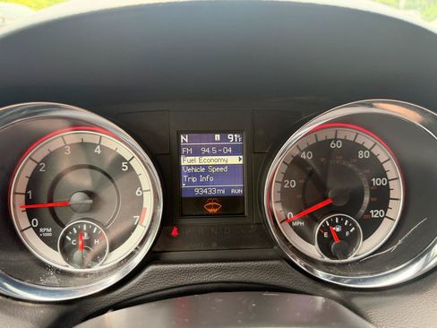 Used 2020 Dodge Grand Caravan GT FWD image 30