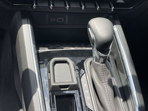 New 2026 GMC Canyon Elevation w/ Convenience Package RWD image 18