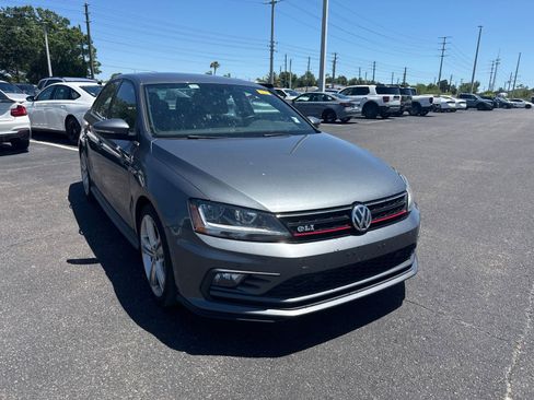 Used 2017 Volkswagen Jetta GLI FWD image 1