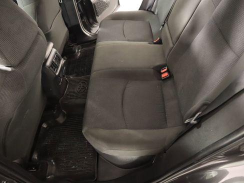 Used 2022 Toyota RAV4 LE image 11