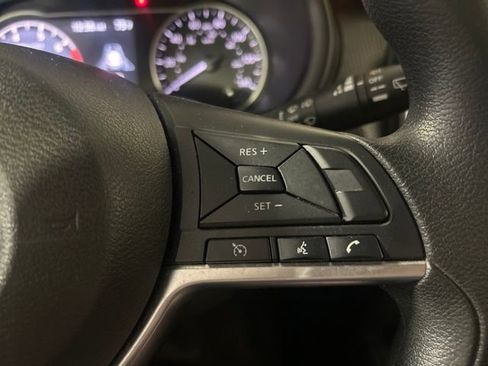 Used 2020 Nissan Kicks SV FWD image 17