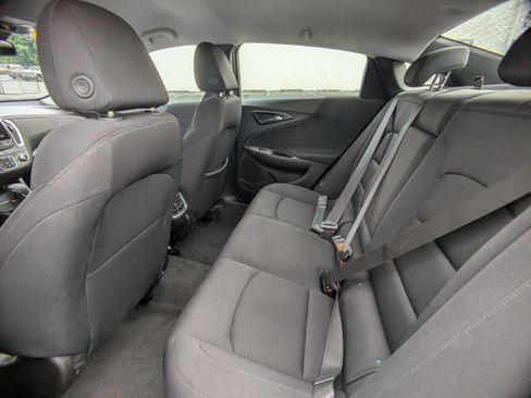Used 2024 Chevrolet Malibu LT FWD image 14