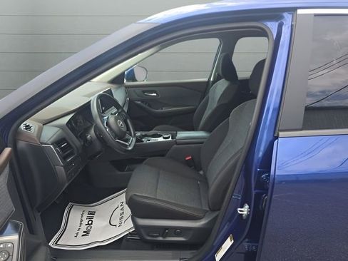 Certified 2023 Nissan Rogue SV AWD/4WD image 12