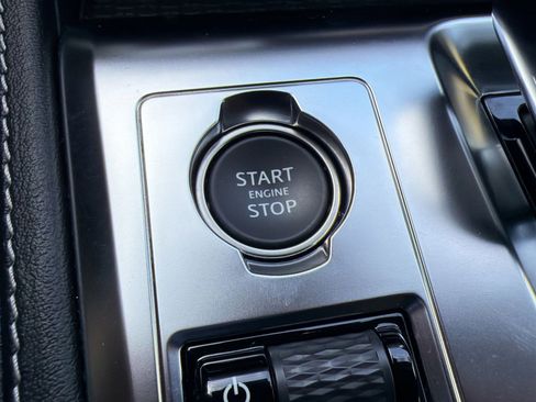 Used 2025 Jaguar F-PACE R-Dynamic S image 27