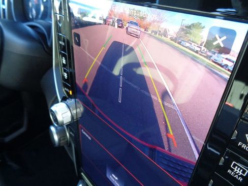 Certified 2024 RAM 2500 Big Horn w/ Night Edition image 27