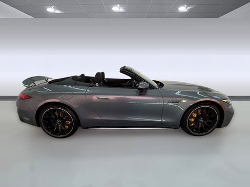 Certified 2022 Mercedes-Benz SL 63 AMG 4MATIC w/ Driver Assistance Package image 7