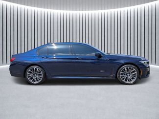 Used 2022 BMW 750i xDrive AWD/4WD video 2