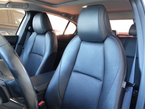 Used 2023 MAZDA MAZDA3 2.5 Turbo Sedan w/Premium Plus image 16