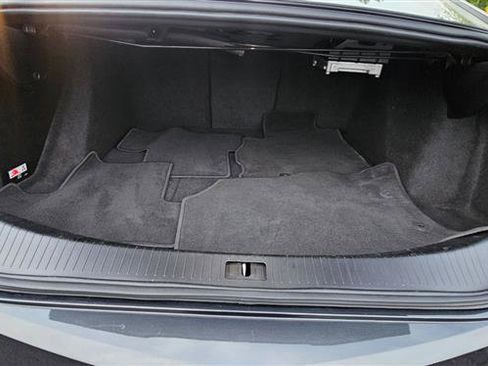 Used 2014 Cadillac ELR w/ Luxury Package image 31