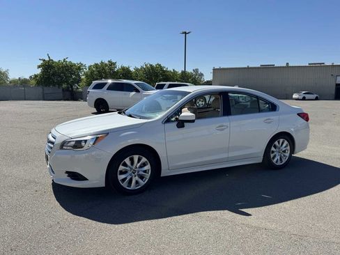 Used 2017 Subaru Legacy 2.5i Premium image 6
