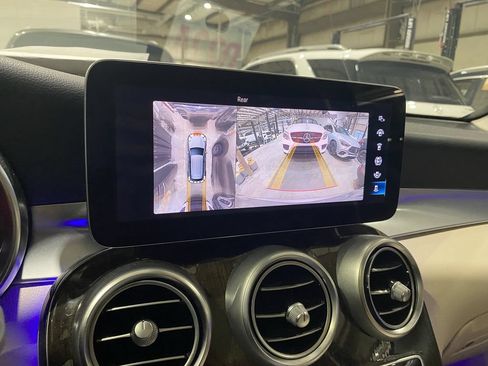 Certified 2021 Mercedes-Benz GLC 300 image 6