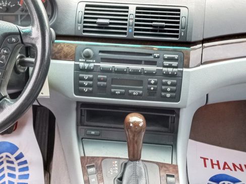 Used 2003 BMW 325i Sedan image 11