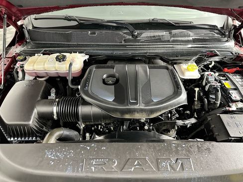 Used 2025 RAM 1500 Lone Star image 29