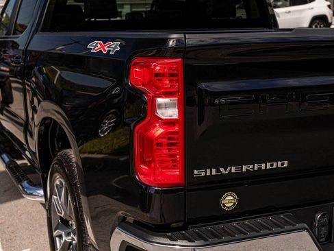 Used 2025 Chevrolet Silverado 1500 LT image 40