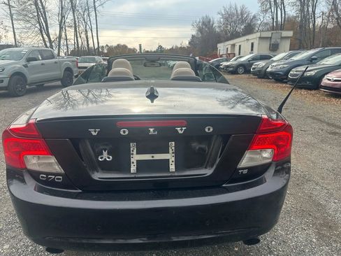 Used 2011 Volvo C70 T5 FWD image 4
