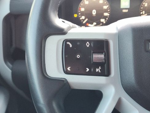 Certified 2023 Land Rover Defender 130 X-Dynamic SE image 30