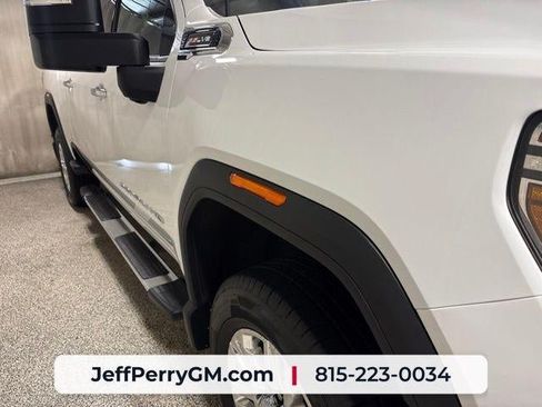 Used 2021 GMC Sierra 2500 Denali w/ Denali Ultimate Package AWD/4WD image 8