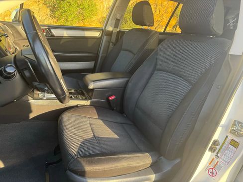 Used 2016 Subaru Outback 2.5i Premium image 13