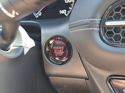 Certified 2023 Honda HR-V EX-L image 12