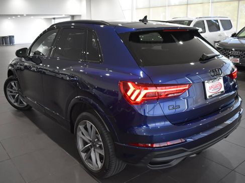 Used 2025 Audi Q3 2.0T Premium w/ Convenience Package AWD/4WD image 5