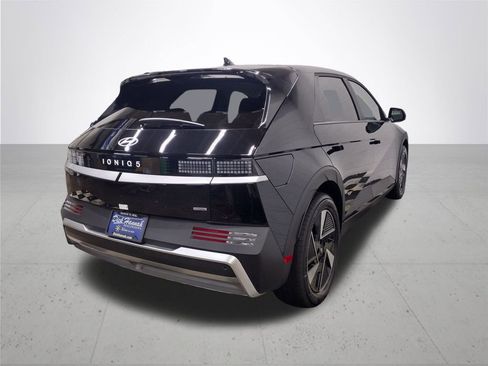 New 2026 Hyundai Ioniq 5 SEL image 13