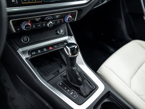 Certified 2025 Audi Q3 2.0T Premium Plus w/ Premium Plus Package image 10