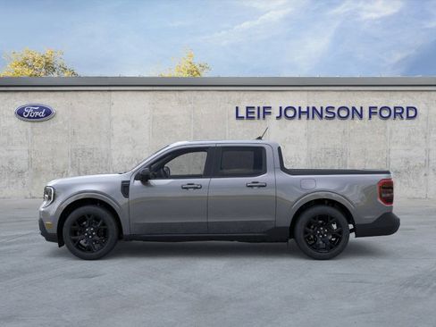 New 2026 Ford Maverick Lariat w/ Black Appearance Package image 3