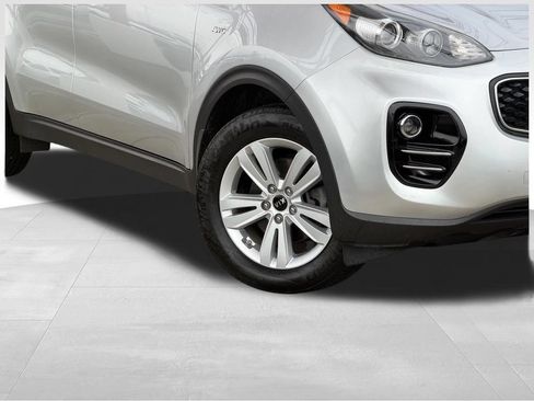 Used 2017 Kia Sportage LX AWD/4WD image 10