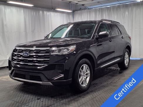 Certified 2025 Ford Explorer Active image 26