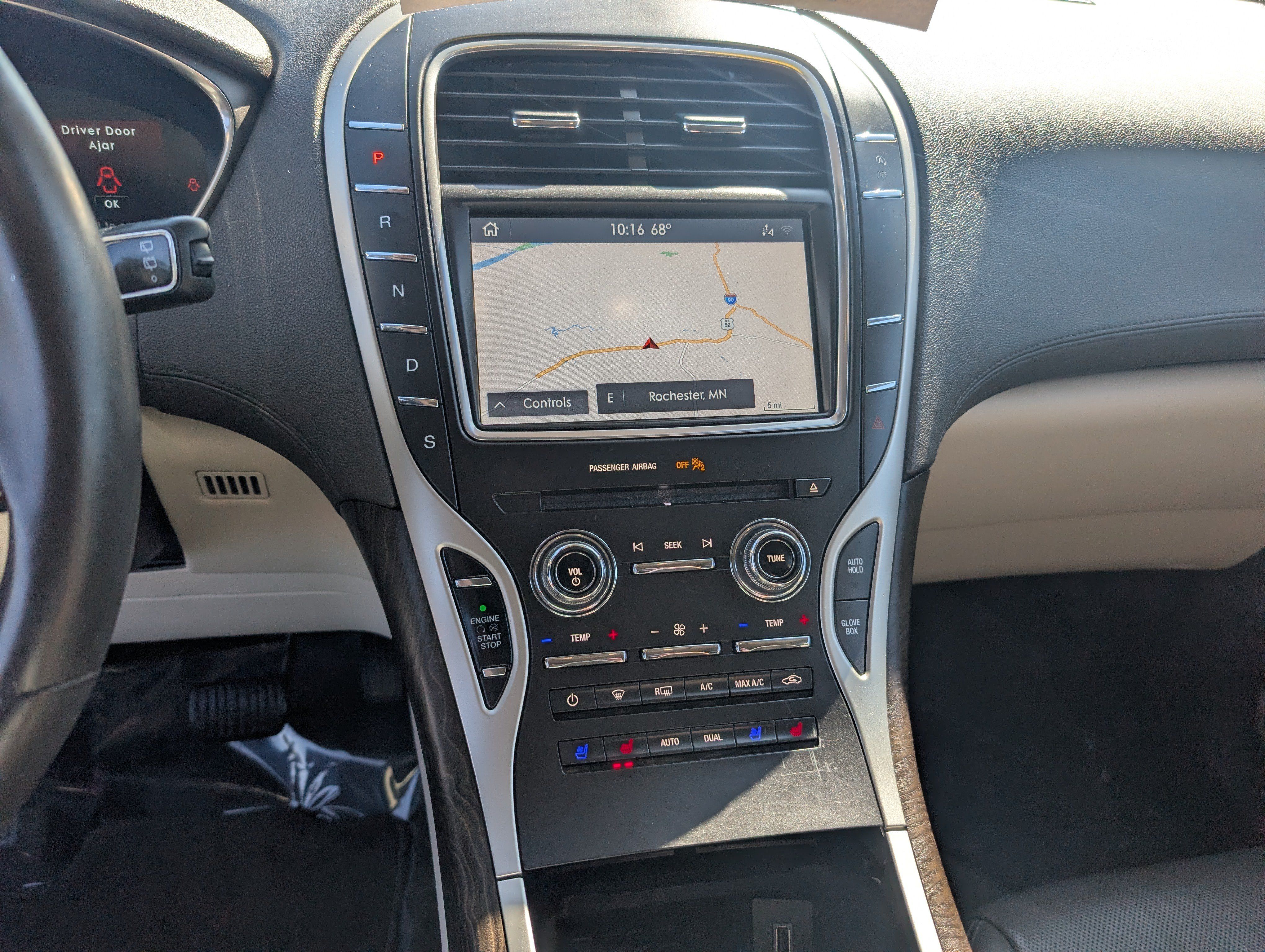 Used 2020 Lincoln Nautilus Reserve AWD/4WD image 18