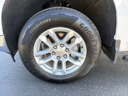 Certified 2023 Chevrolet Silverado 1500 LT AWD/4WD image 29