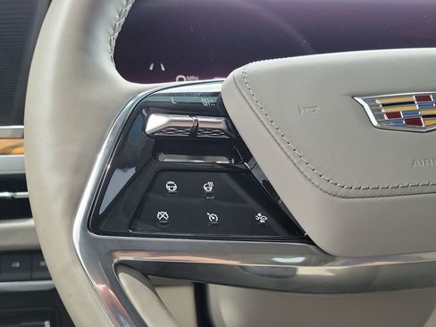 Used 2025 Cadillac Escalade Sport Platinum w/ LPO, Floor Liner Package image 36