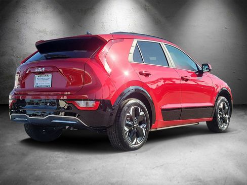 Used 2025 Kia Niro Wind FWD image 3