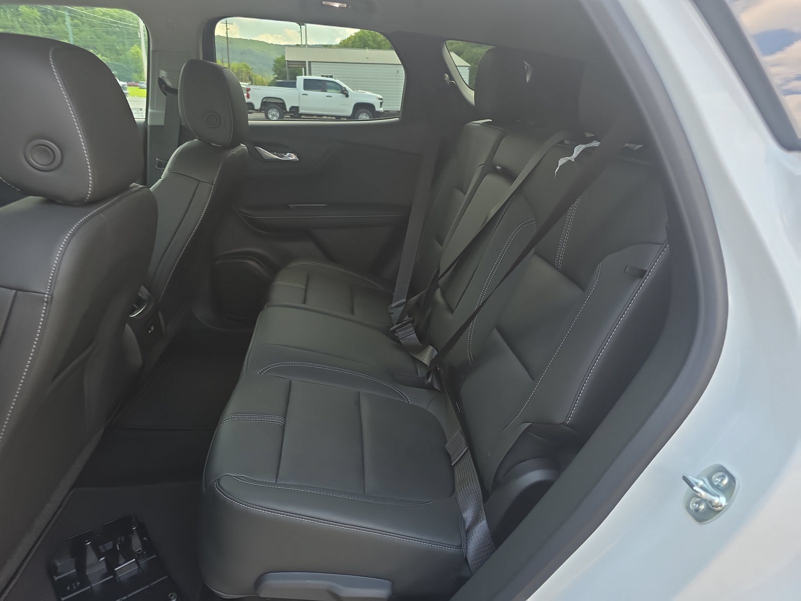 New 2026 Chevrolet Blazer LT FWD image 24