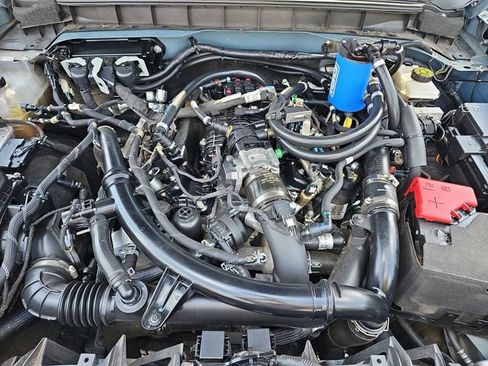 Used 2021 Ford Bronco First Edition AWD/4WD image 32
