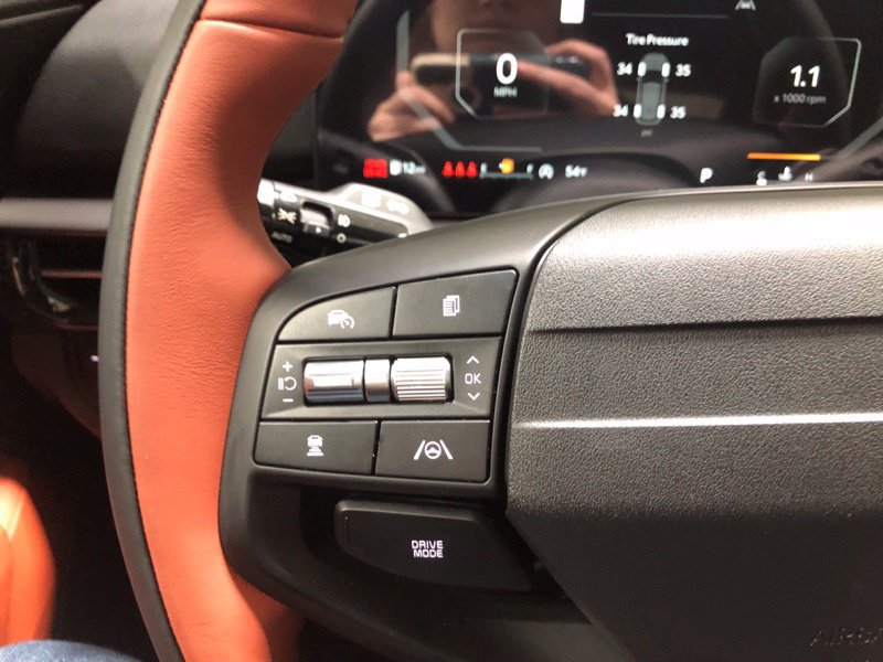 New 2026 Kia Sportage SX FWD image 23