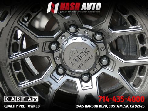 Used 2025 Toyota Tacoma TRD Sport AWD/4WD image 21