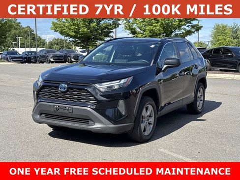 Used 2023 Toyota RAV4 LE AWD/4WD image 5