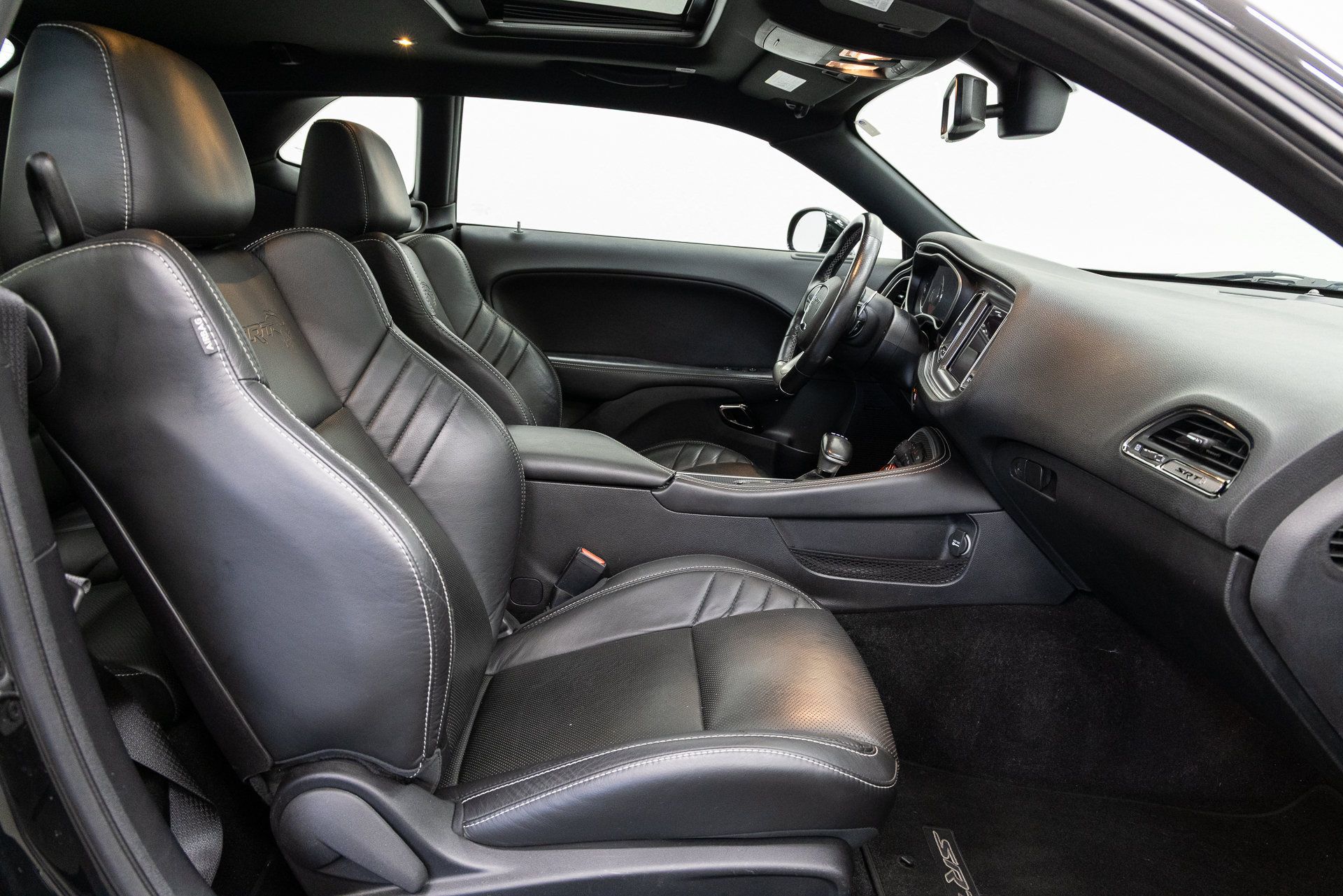 Used 2019 Dodge Challenger SRT Hellcat RWD image 14