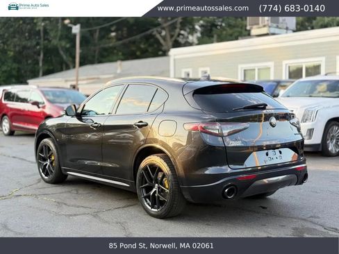 Used 2021 Alfa Romeo Stelvio Ti Sport AWD/4WD image 7
