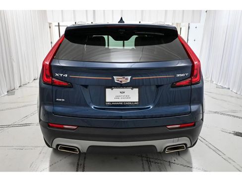 Certified 2022 Cadillac XT4 Premium Luxury w/ Enhanced Visibility Package AWD/4WD image 6