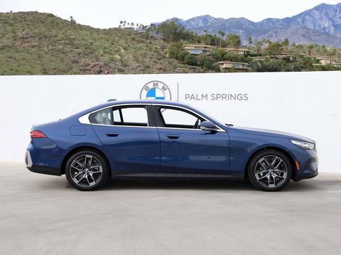 New 2026 BMW 530i w/ Premium Package image 6