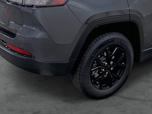 New 2025 Jeep Grand Cherokee 4WD image 12