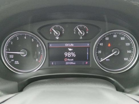 Used 2024 Buick Enclave Essence w/ Experience Buick Package AWD/4WD image 18