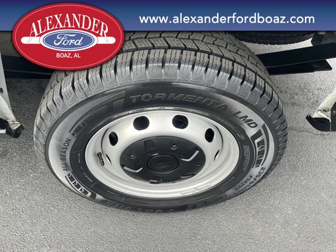 Used 2024 Ford Transit 250 148 Medium Roof image 8