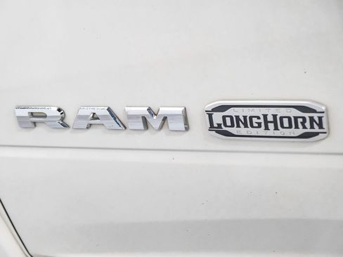 Used 2022 RAM 3500 Limited AWD/4WD image 59