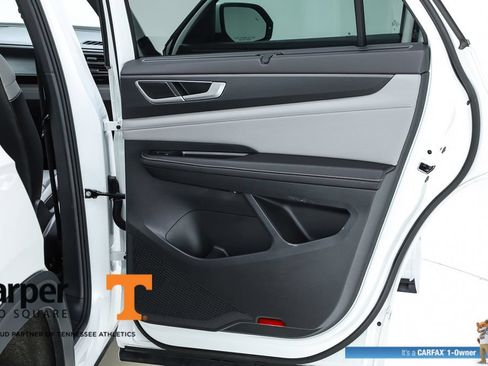 Used 2024 Volkswagen Atlas Cross Sport SEL R-Line AWD/4WD image 70