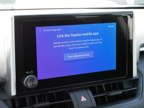Certified 2024 Toyota RAV4 XLE AWD/4WD image 22