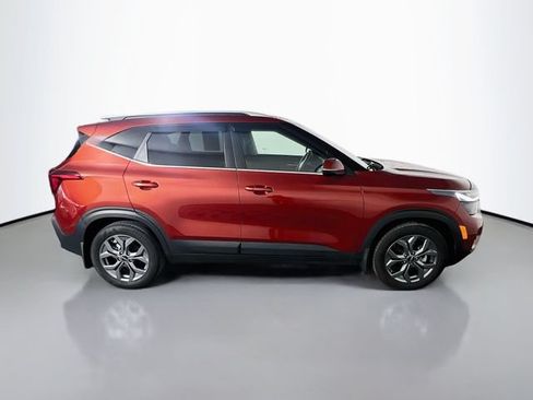 Used 2024 Kia Seltos S FWD image 9