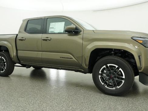 New 2026 Toyota Tacoma TRD Sport RWD image 28